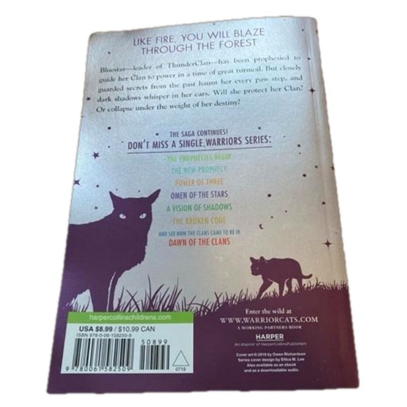 Warriors Super Edition - Bluestar’s Prophecy by Author Erin Hunter - Picture 3 of 3